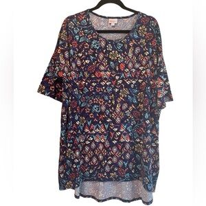 LuLaRoe Irma Top,‎ floral, size XL